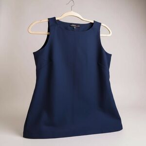 Banana Republic madman sleeveless shirt with cut out in back